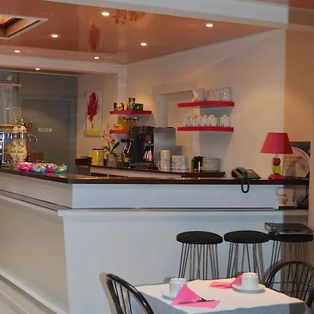 De La Croix De Malte 2*