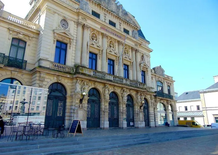 Hotel De La Croix De Malte Cherbourg-en-Cotentin