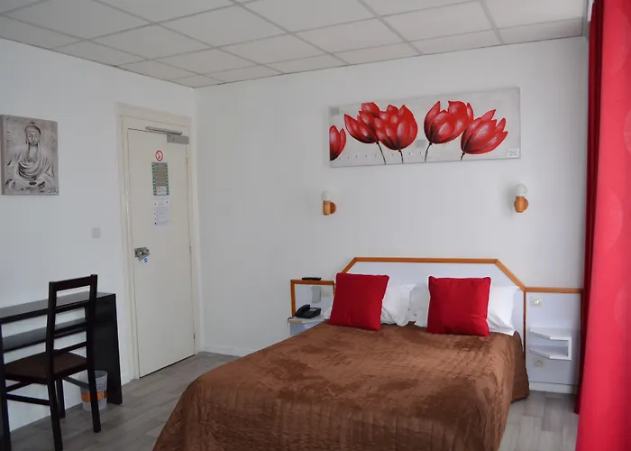 De La Croix De Malte Hotel