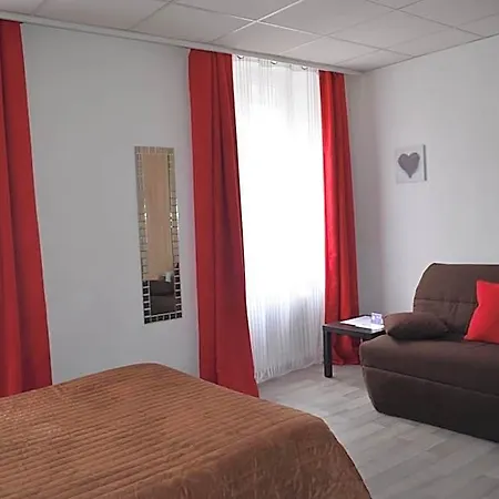 Hotel De La Croix De Malte