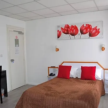 Hotel De La Croix De Malte Cherbourg-en-Cotentin