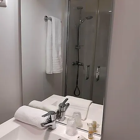 De La Croix De Malte Hotel Cherbourg-en-Cotentin
